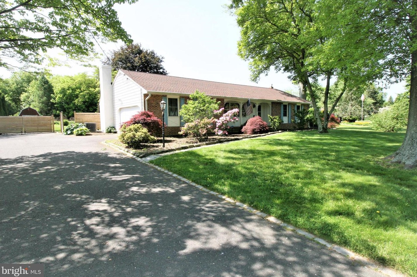750 Windsor Perrineville Rd, East Windsor, NJ 08520