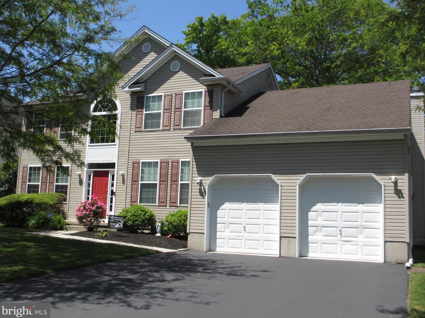 74 Van Sant Dr, Trenton, NJ 08690