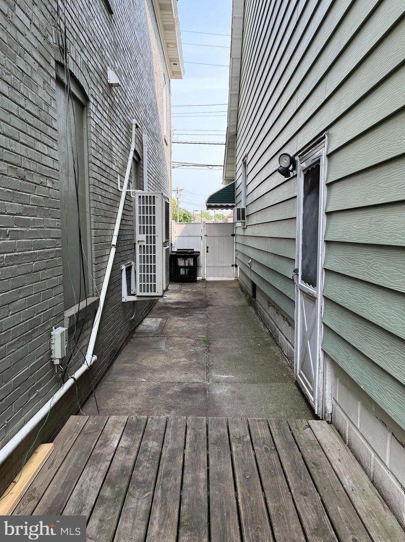 2114 Liberty St, Trenton, NJ 08629