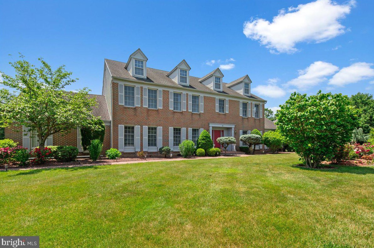 56 Danville Dr, W Windsor Township, NJ 08550