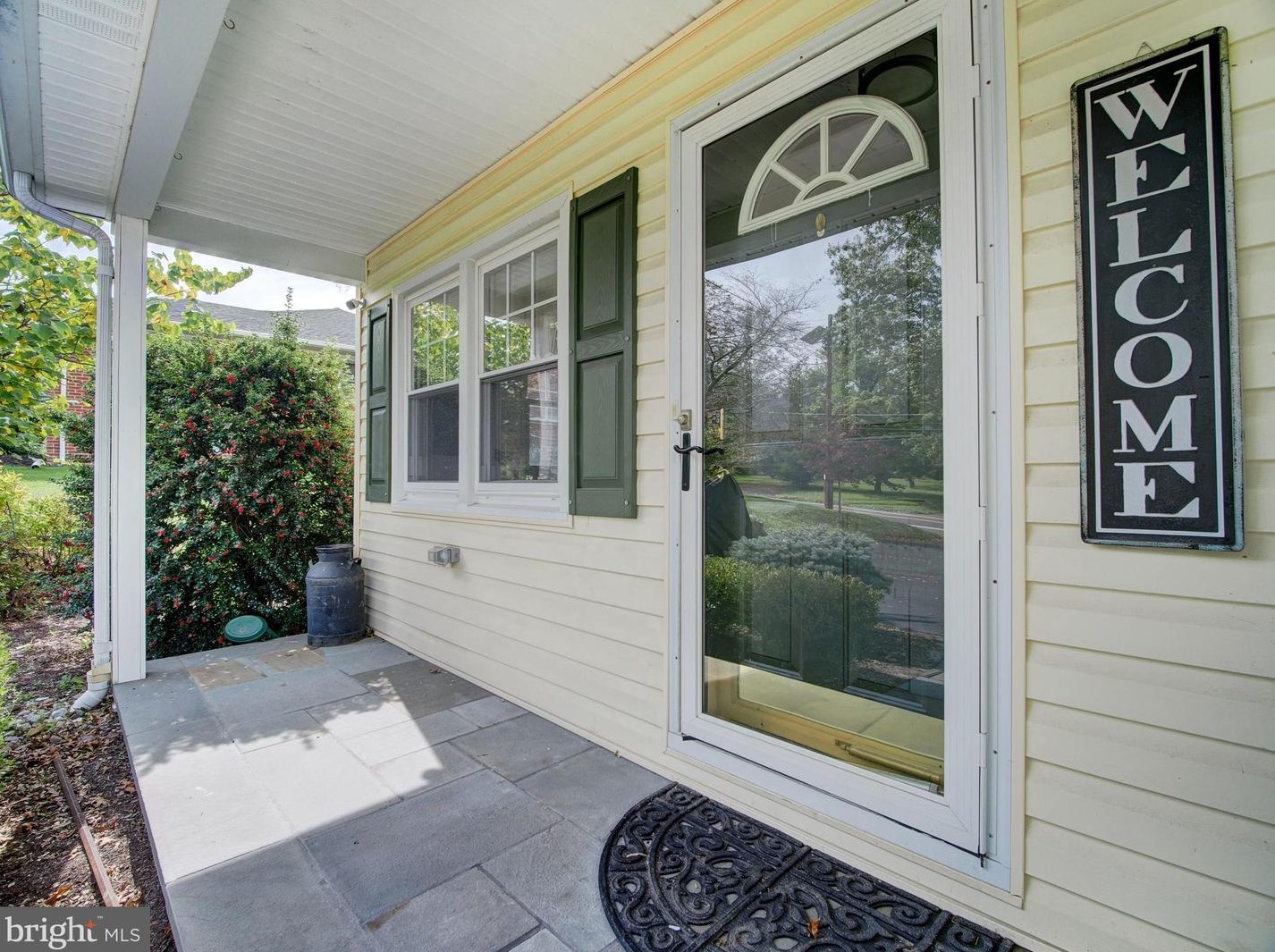 989 Bear Tavern Rd, Trenton, NJ 08628