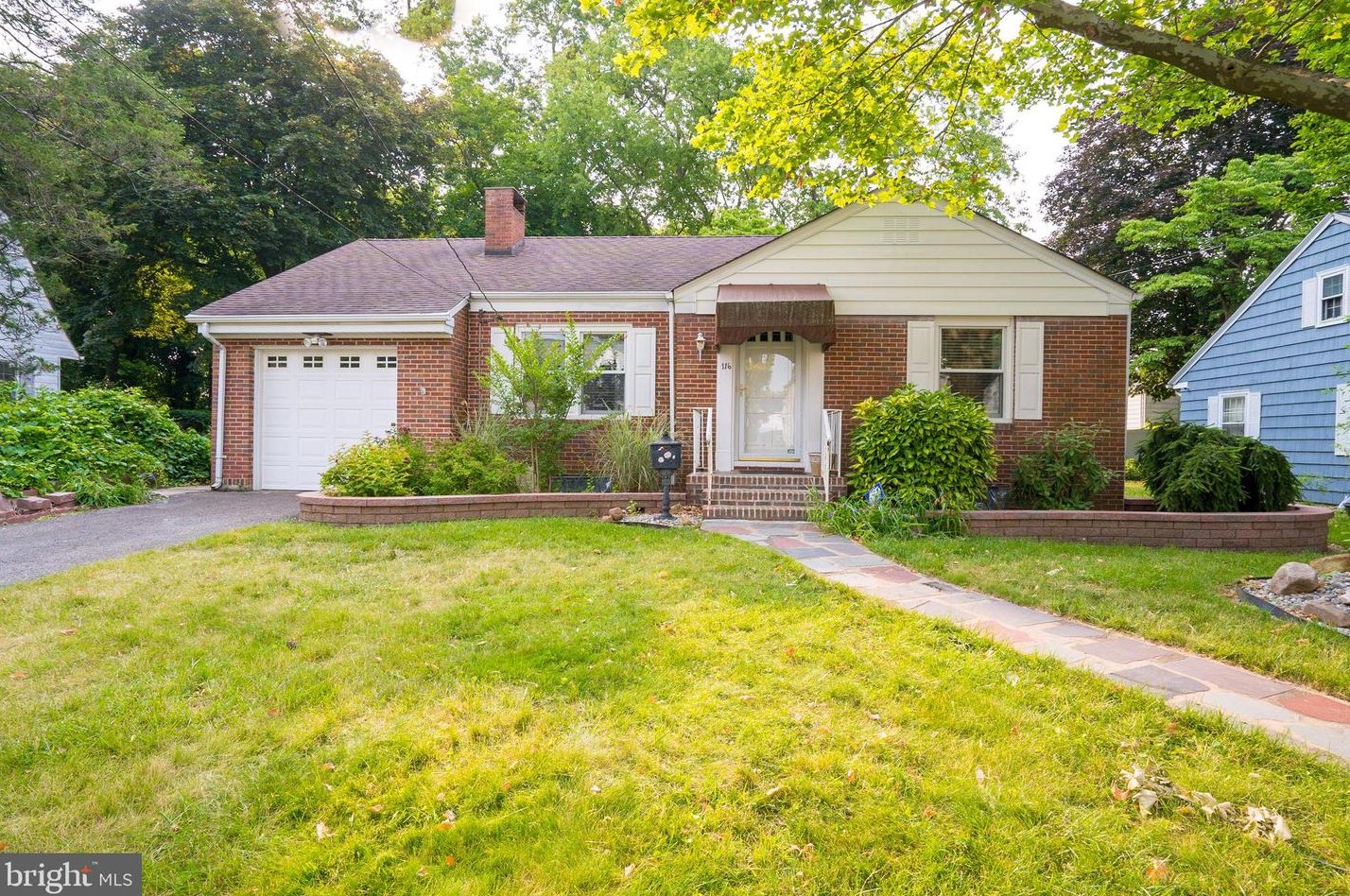 116 Redwood Ave, Trenton, NJ 08610-3518