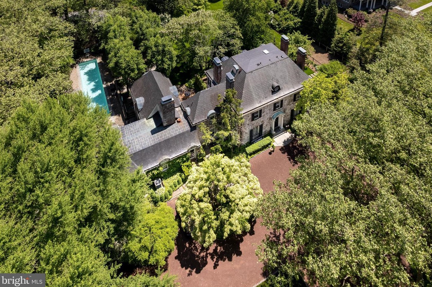 130 Hodge Rd, Princeton, NJ 08540