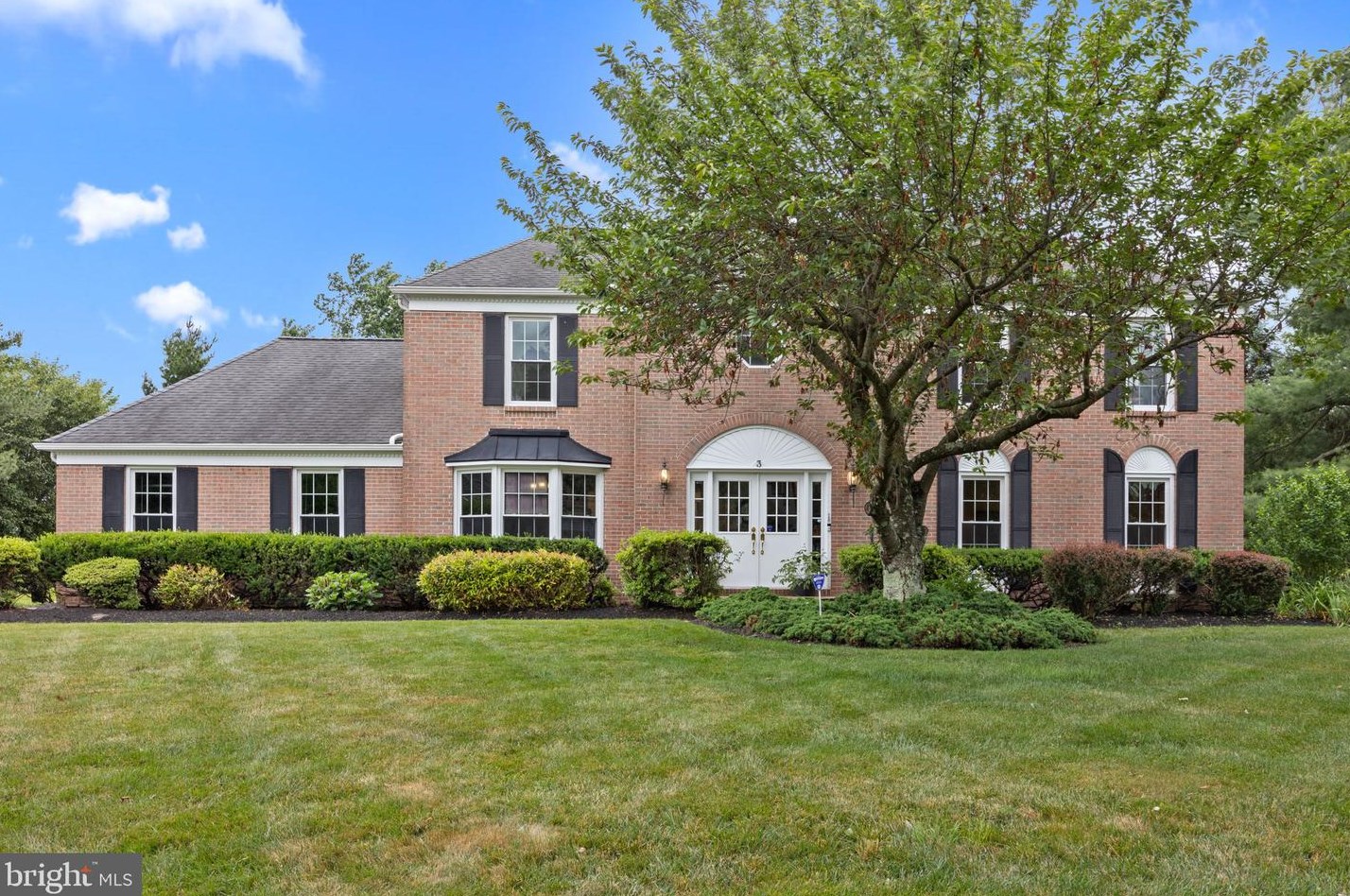 3 Stark Ct, W Windsor Township, NJ 08550-2955