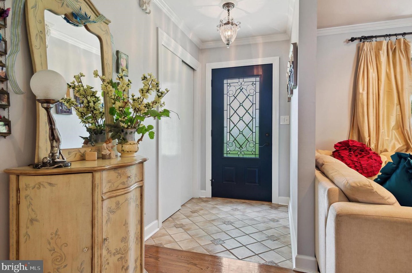 7 Harvest Dr, Pennington, NJ 08534-3205