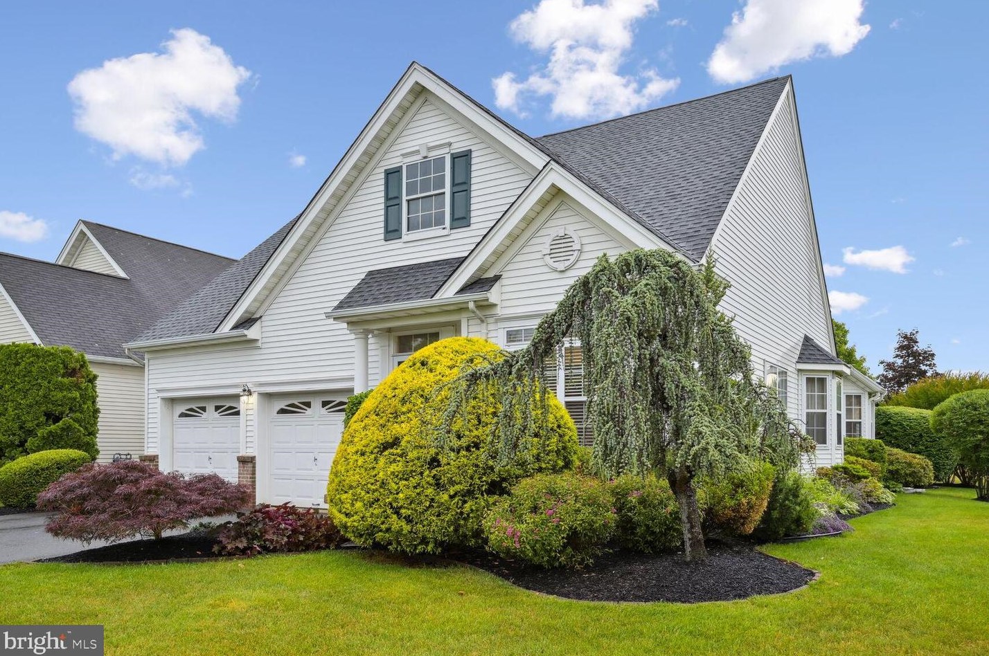 23 Honeyflower Ln, W Windsor Township, NJ 08550