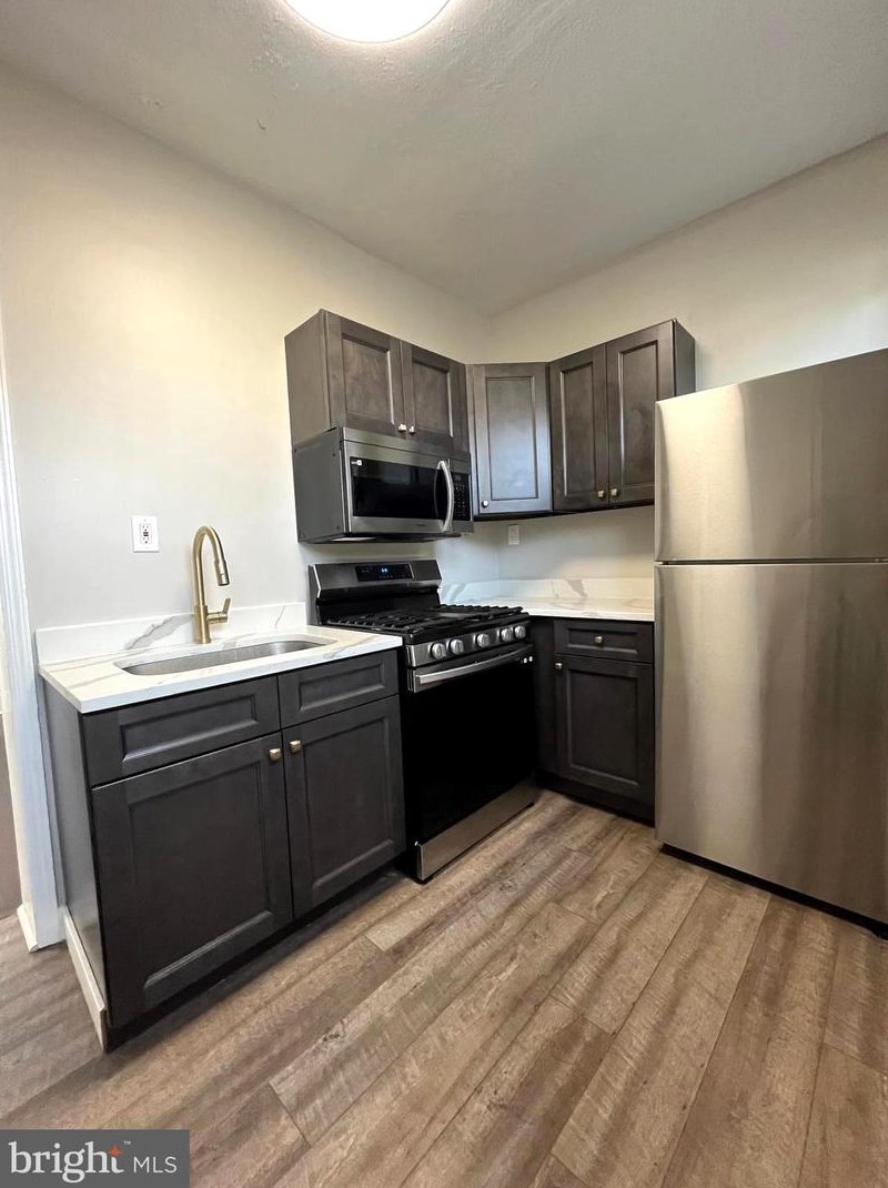 38 Bayard St #2, Trenton, NJ 08611