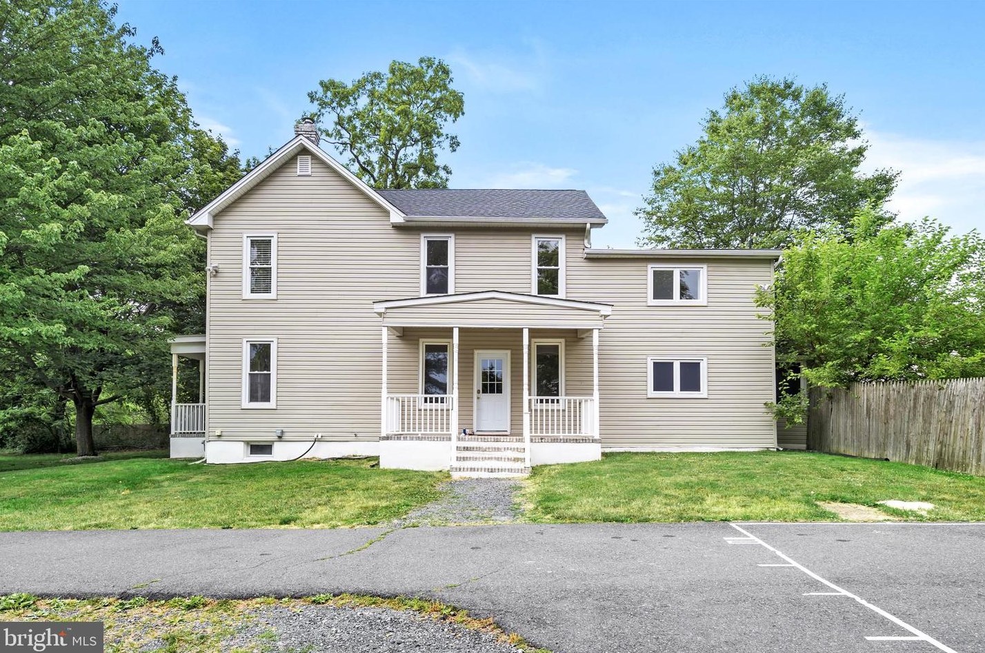 261 Dutch Neck Rd, East Windsor, NJ 08520