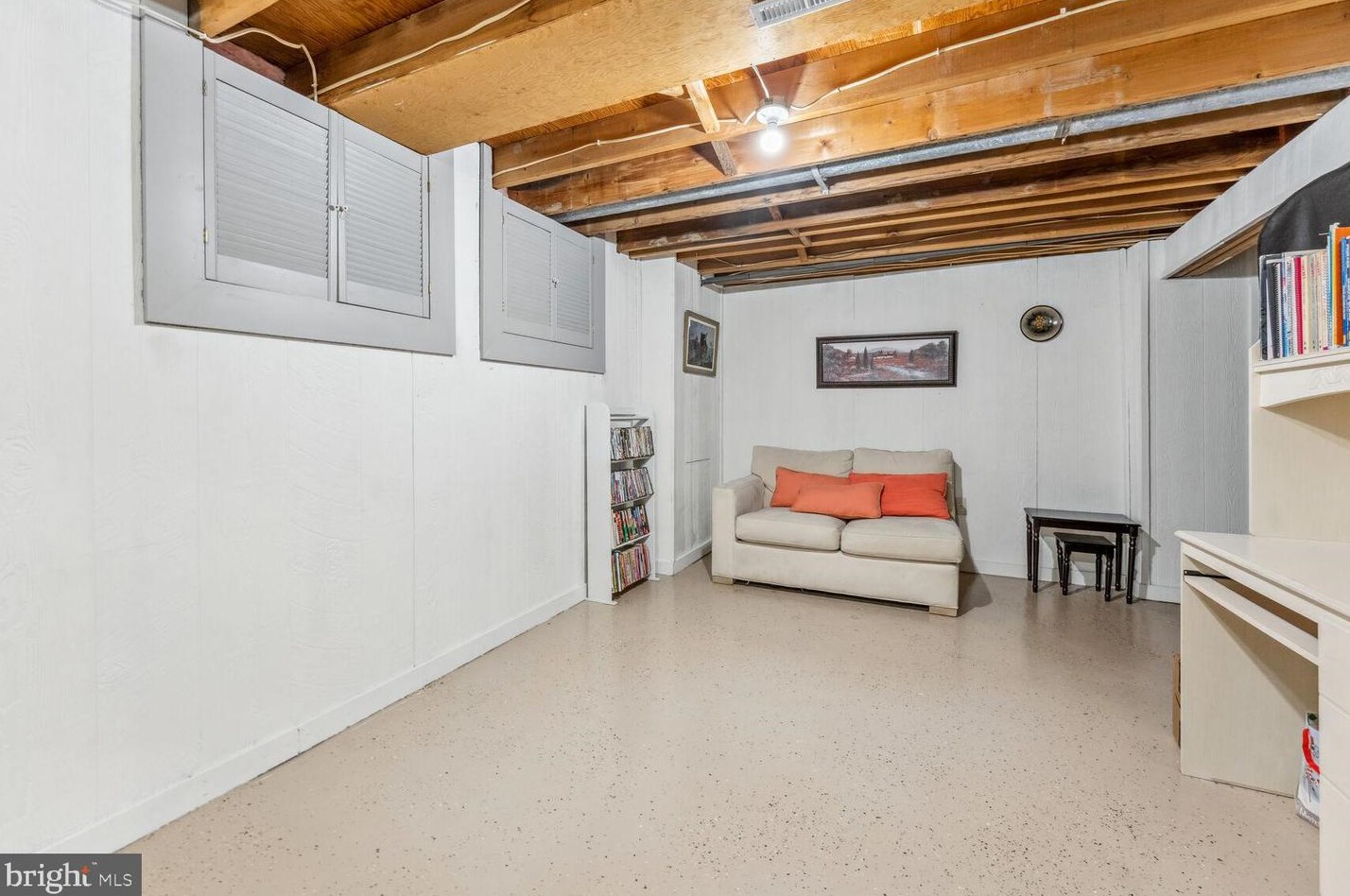 579 Greenwich Ct, East Windsor, NJ 08520-5611