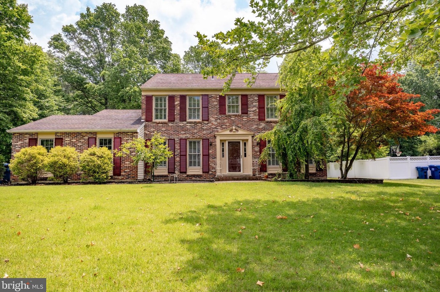12 Melvina Dr, Lawrence Township, NJ 08648