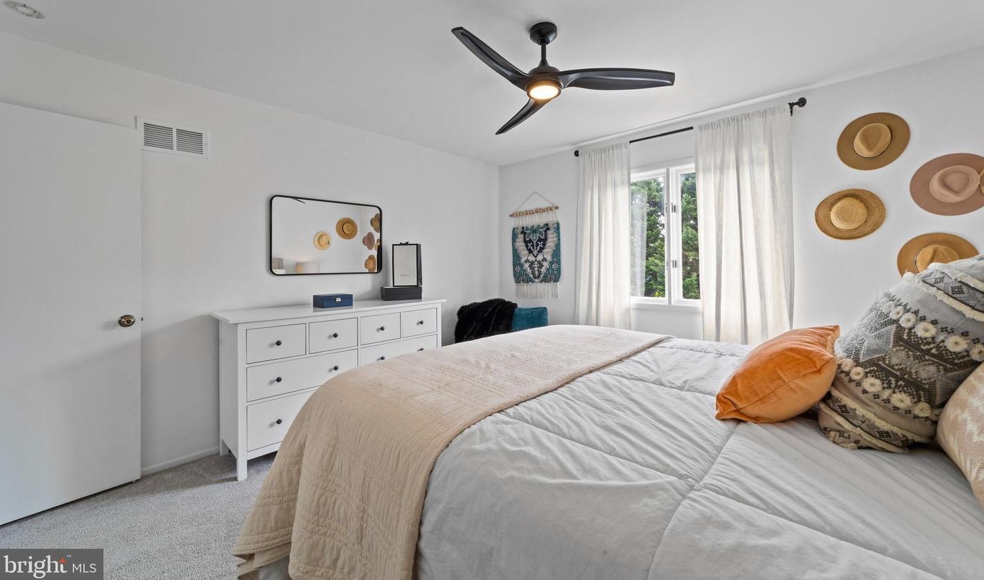 414 Bergen St, Trenton NJ 08610-5815 exterior