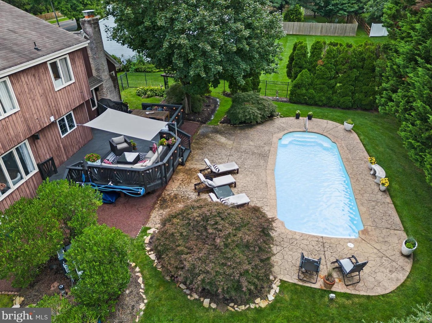 414 Bergen St, Trenton, NJ 08648-5552