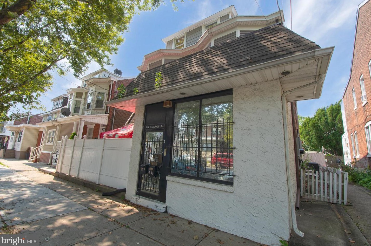 929 Brunswick Ave, Trenton NJ  08638-3951 exterior