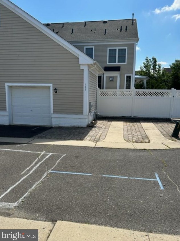 145 Heritage St, Trenton NJ 08691-4100 exterior