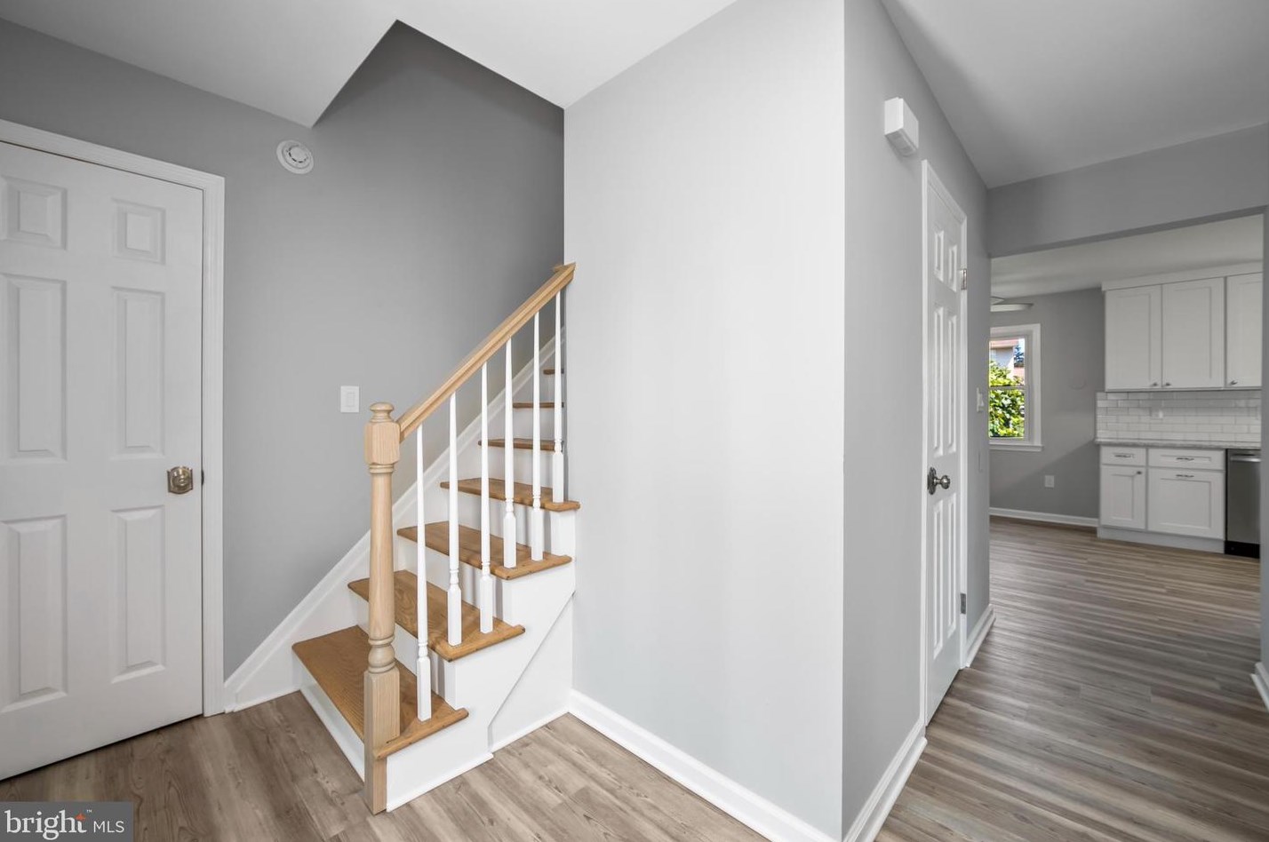 2040 Olden Ave, Trenton, NJ 08610-1808