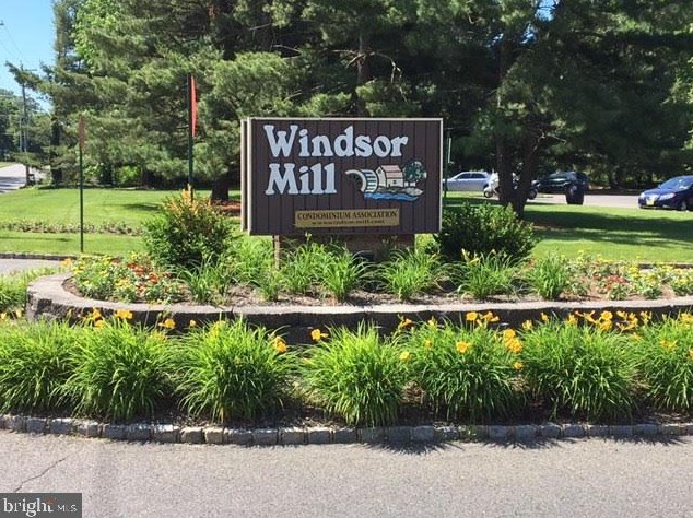 2322 Old Stone Mill Dr, East Windsor, NJ 08512