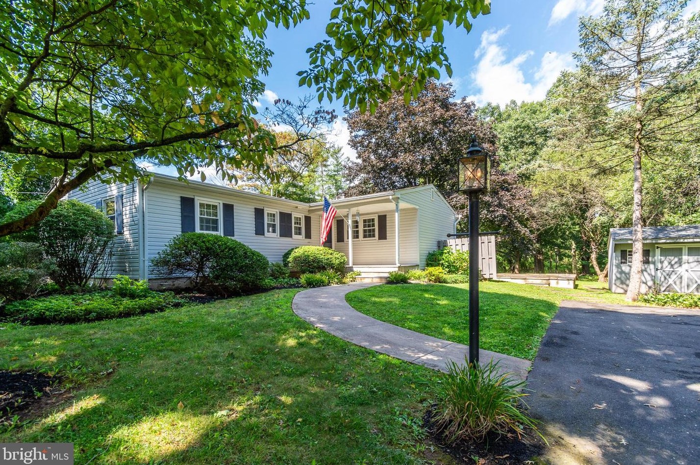 104 Ingleside Ave, Pennington, NJ 08534-3101