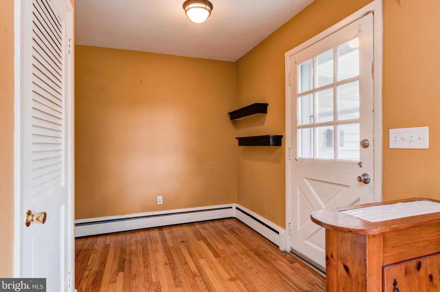 112 Hausser Ave, East Windsor, NJ 08520-4308