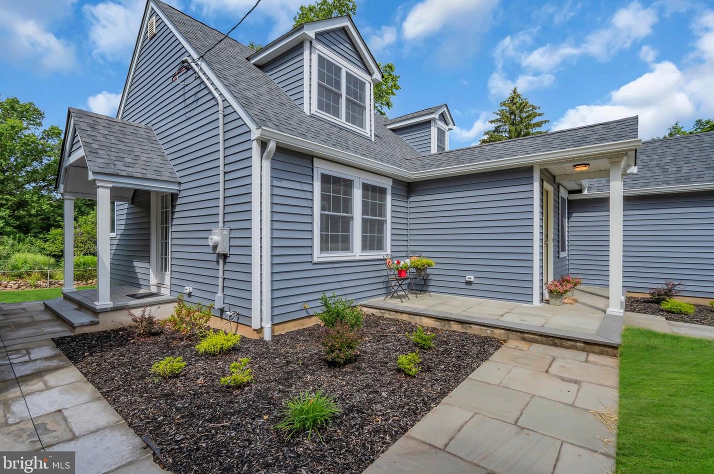 2 Voorhees Ave, Hopewell Township, NJ 08525