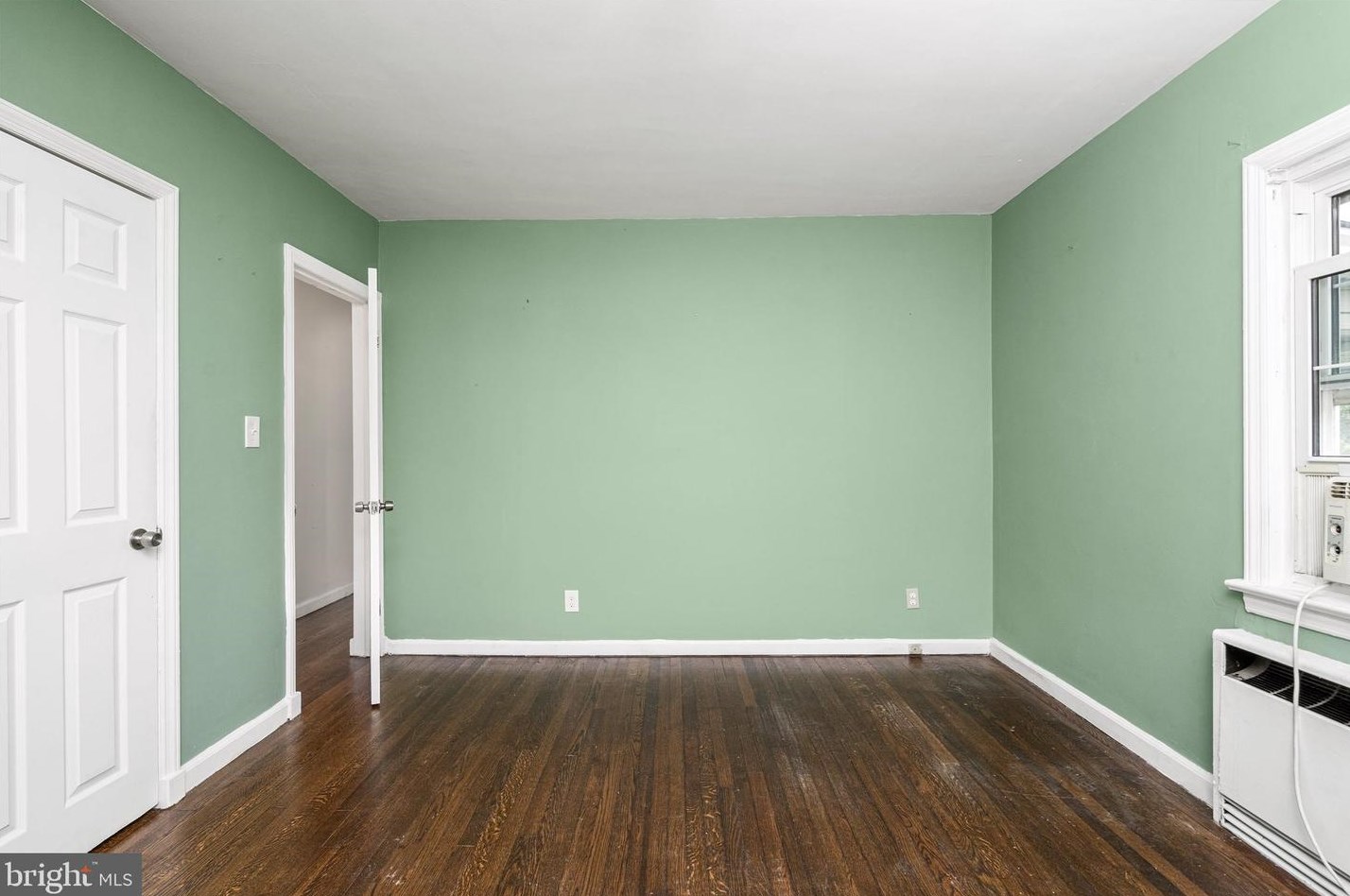 306 Monmouth St, East Windsor NJ 08520-5002 exterior