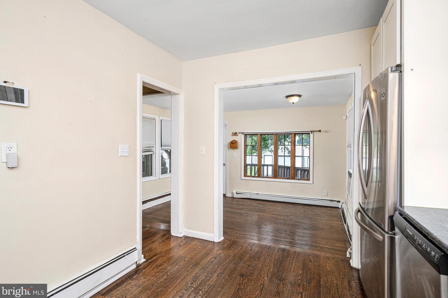 306 Monmouth St, East Windsor NJ 08520-5002 exterior