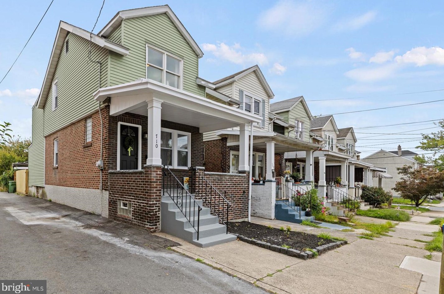710 Spruce St, Lawrence Township, NJ 08638