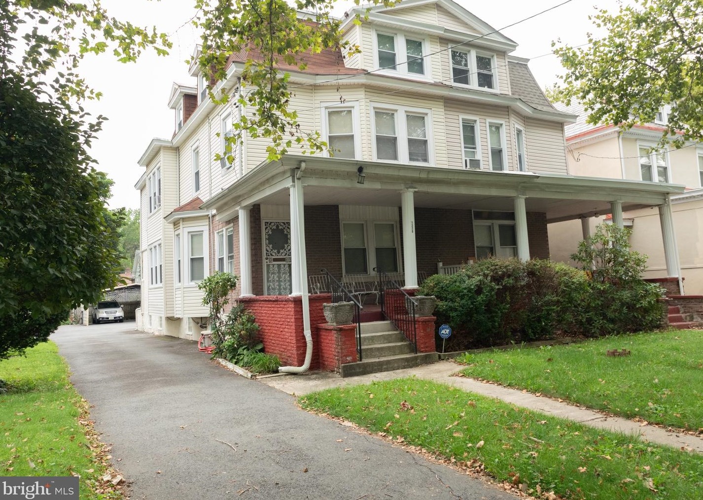 1206 W State St, Trenton, NJ 08618
