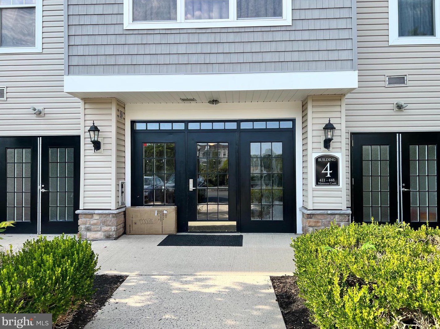416 Masterson Ct, Trenton, NJ 08618