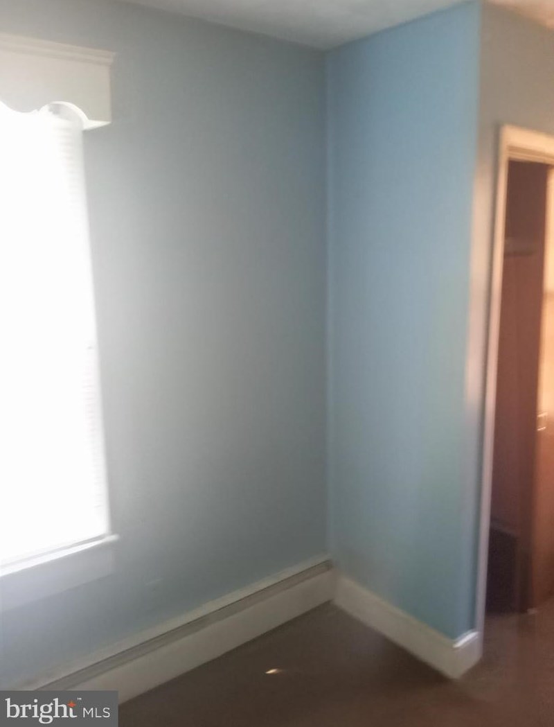 129 Clearfield Ave, Trenton, NJ 08618