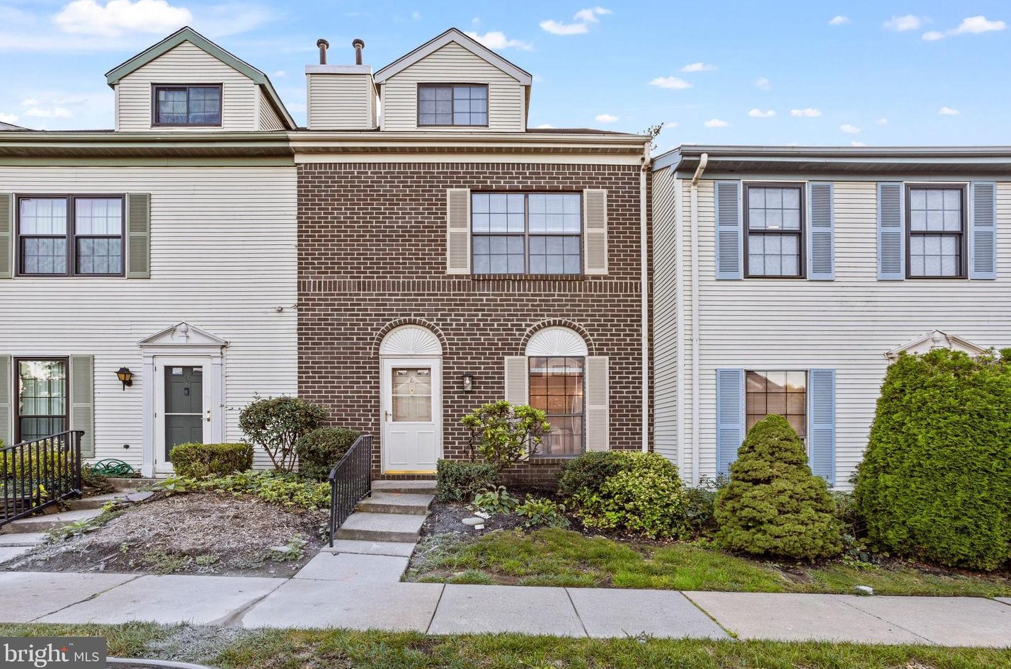 6 Van Buren Pl, Trenton, NJ 08648