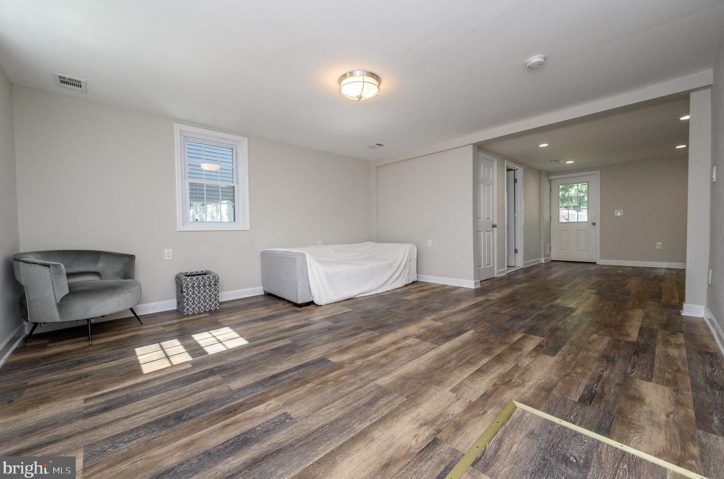 133 Monmouth St, East Windsor NJ 08520-3117 exterior