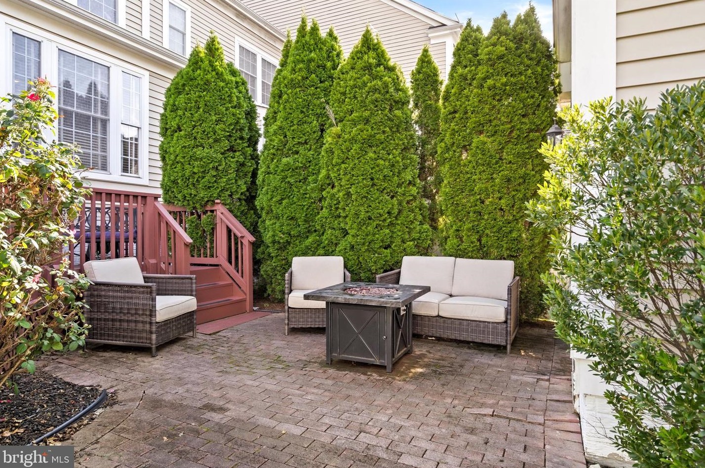 152 Burnet Cres, Trenton NJ  08691-4150 exterior