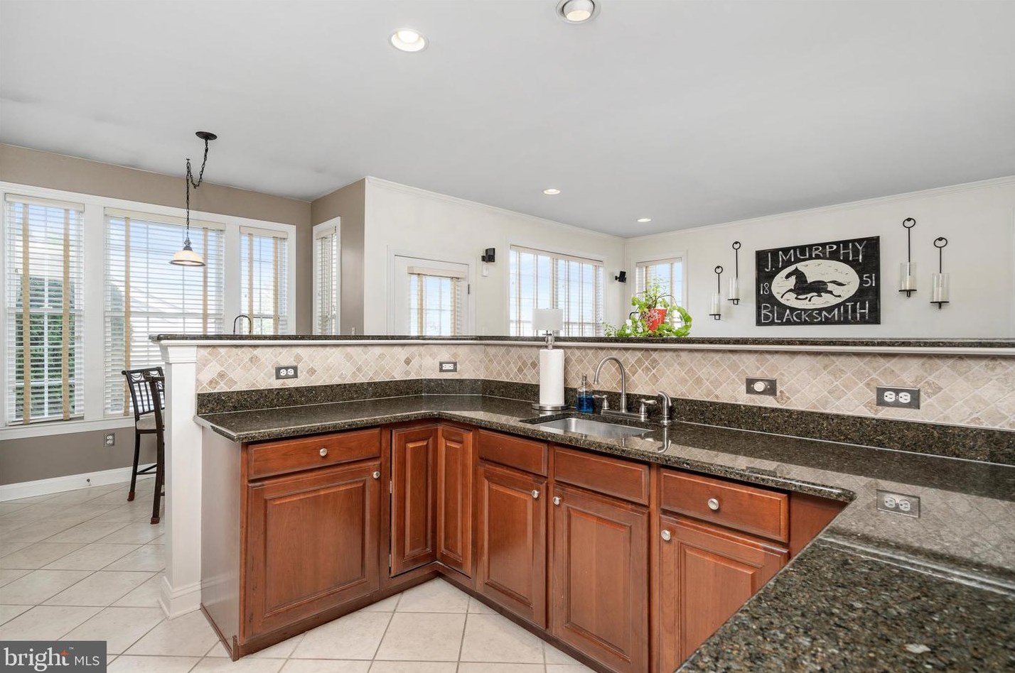 152 Burnet Cres, Trenton NJ  08691-4150 exterior