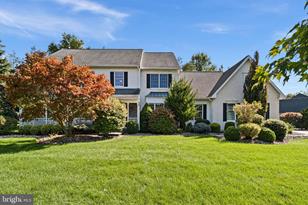 5016 Ravens Crest Dr, Plainsboro, NJ 08536