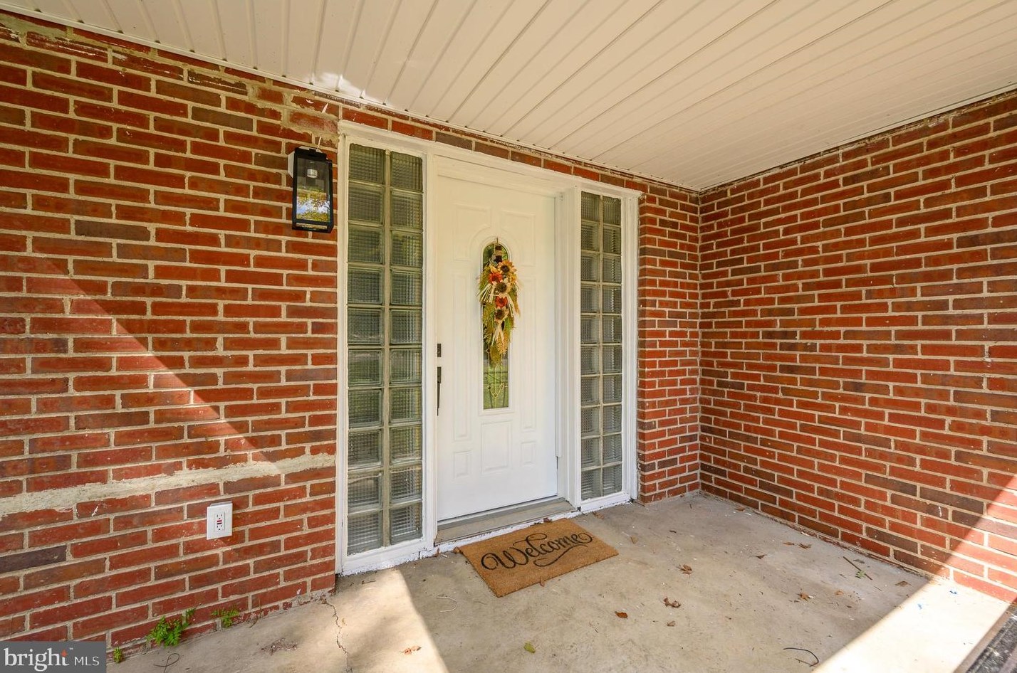 378 Eggerts Crossing Rd, Lawrence Township, NJ 08638