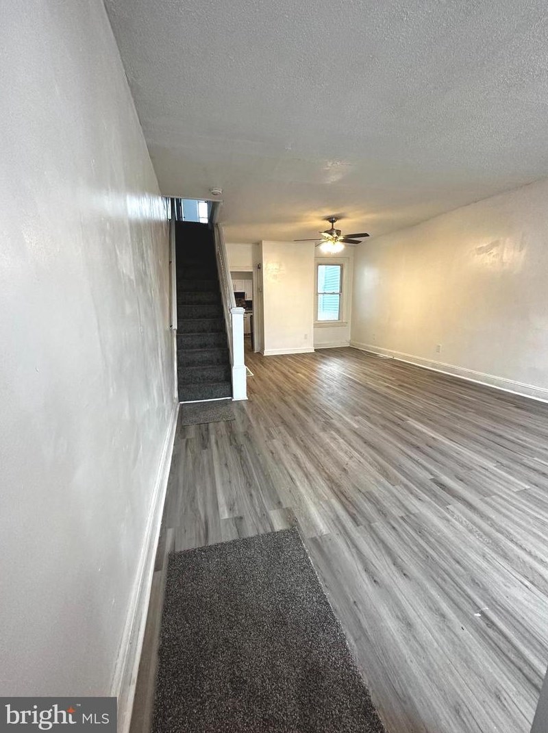 674 N Clinton Ave, Trenton, NJ 08638