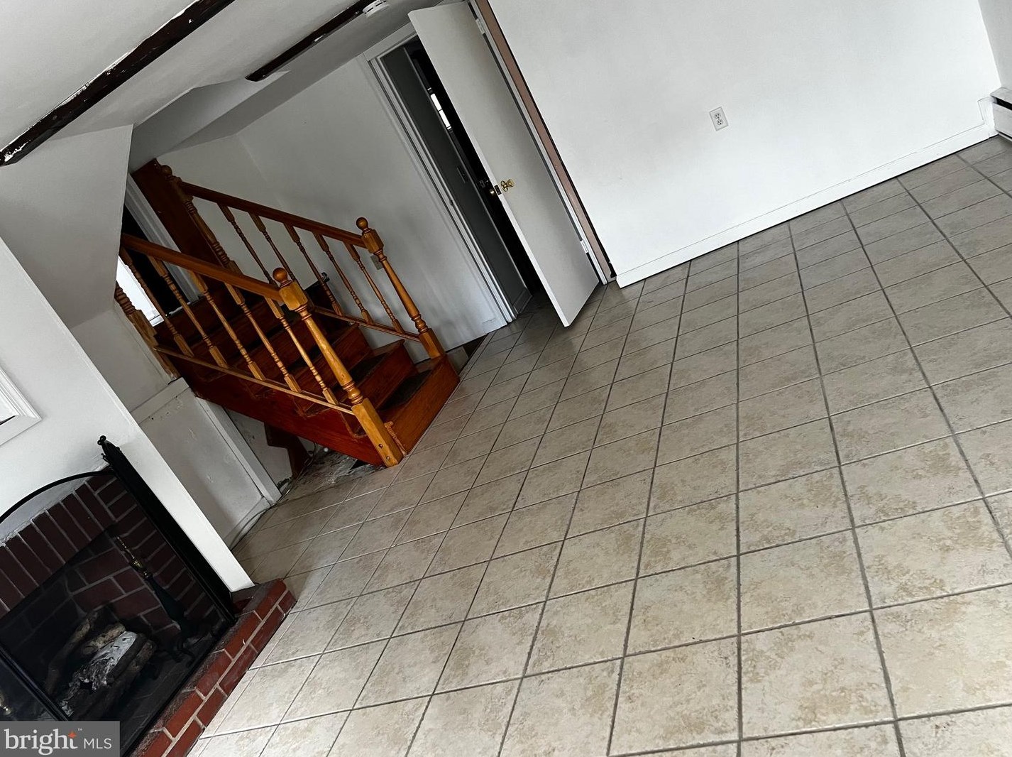 3 Brafman Dr, Trenton, NJ 08610
