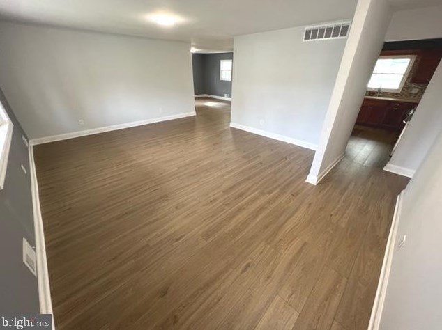 665 Shady Ln, Trenton, NJ 08619