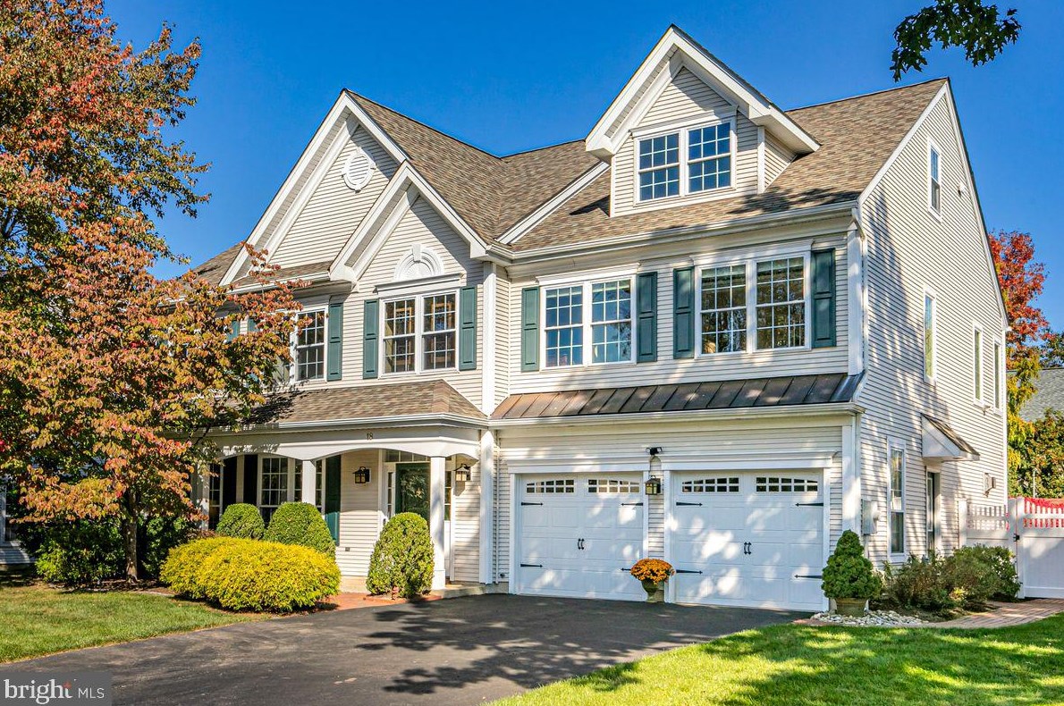 18 Wyckoff Dr, Pennington, NJ 08534-5405