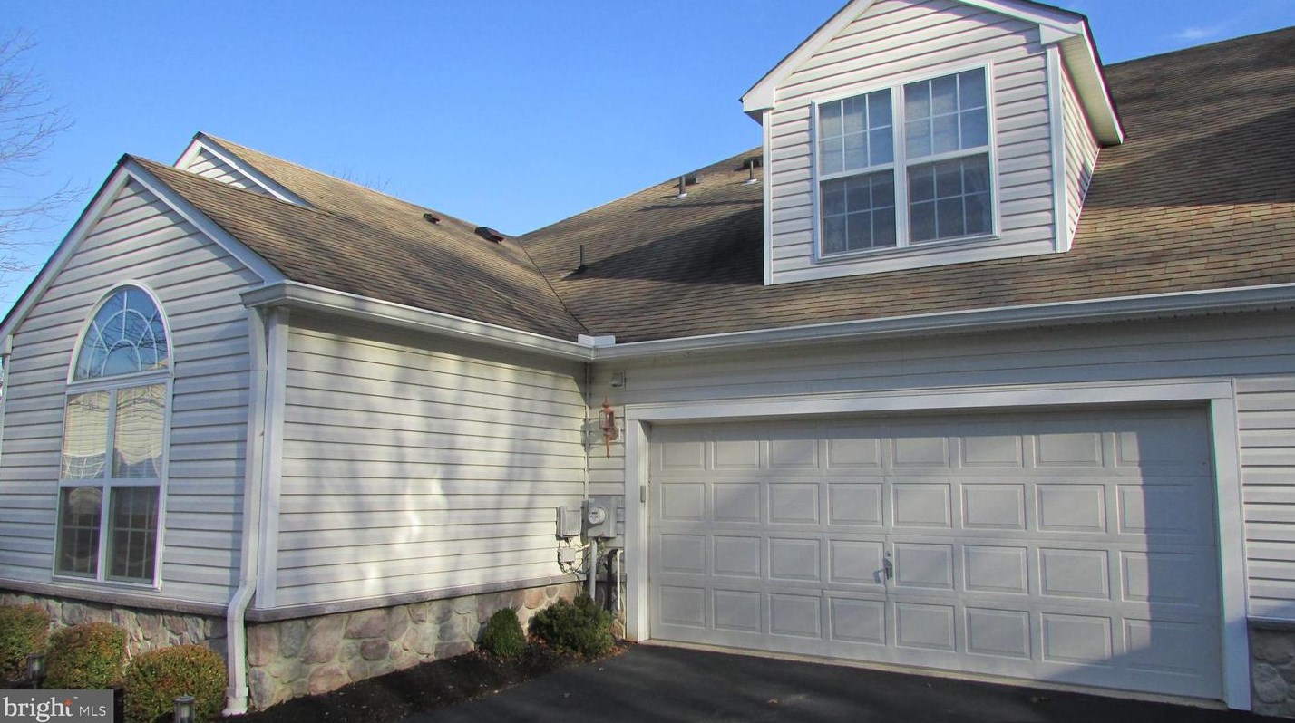 254 Federal Point Blvd, Lawrence Township, NJ 08648
