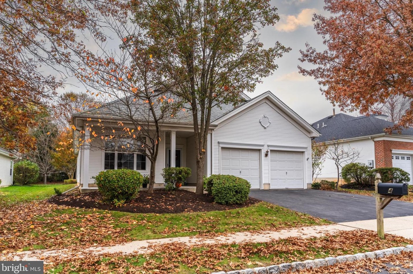 4 Hope St, Pennington, NJ 08534