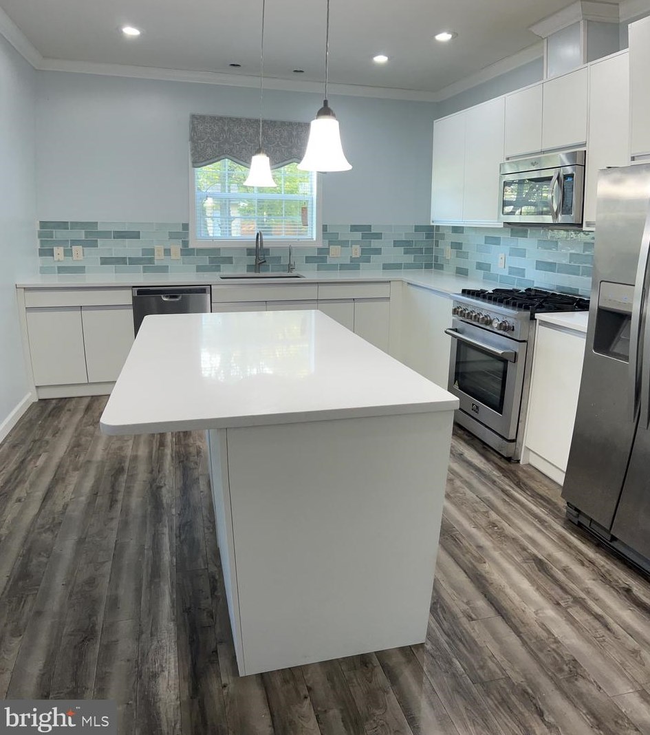 43 Albemarle Rd, Trenton, NJ 08648
