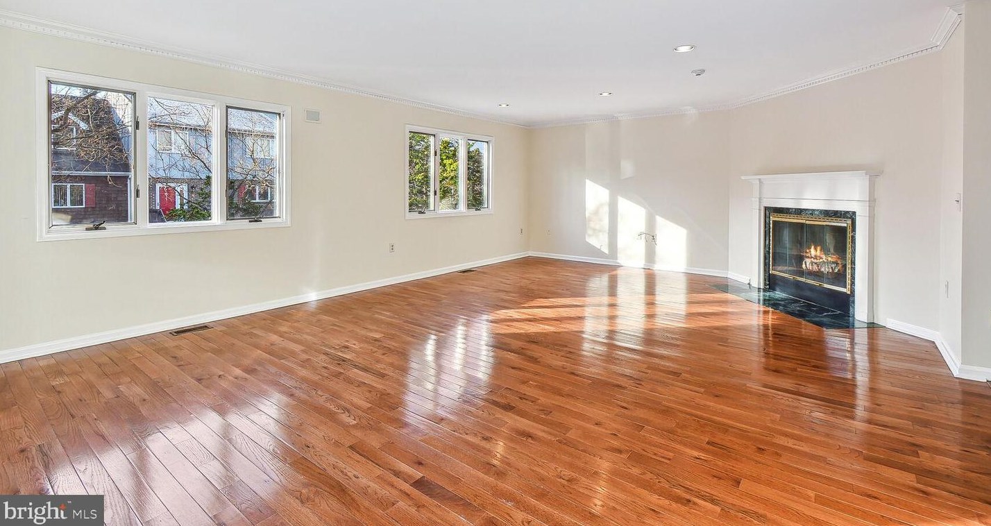 9 Astor Ct, Princeton, NJ 08540