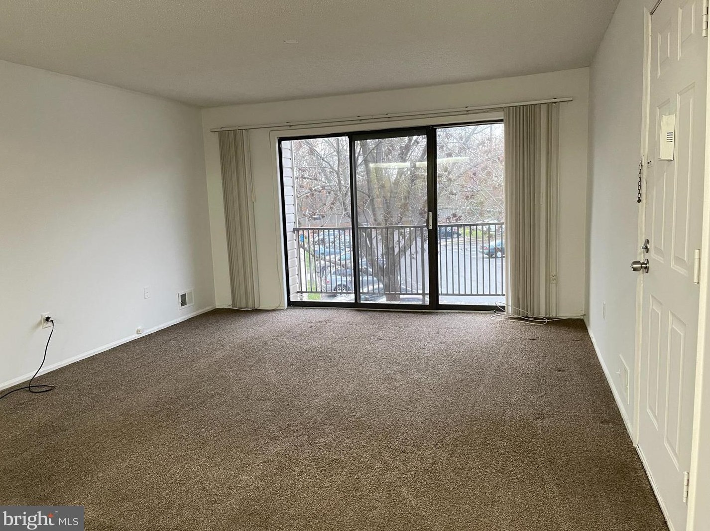 17 Joyner Ct, Trenton, NJ 08648