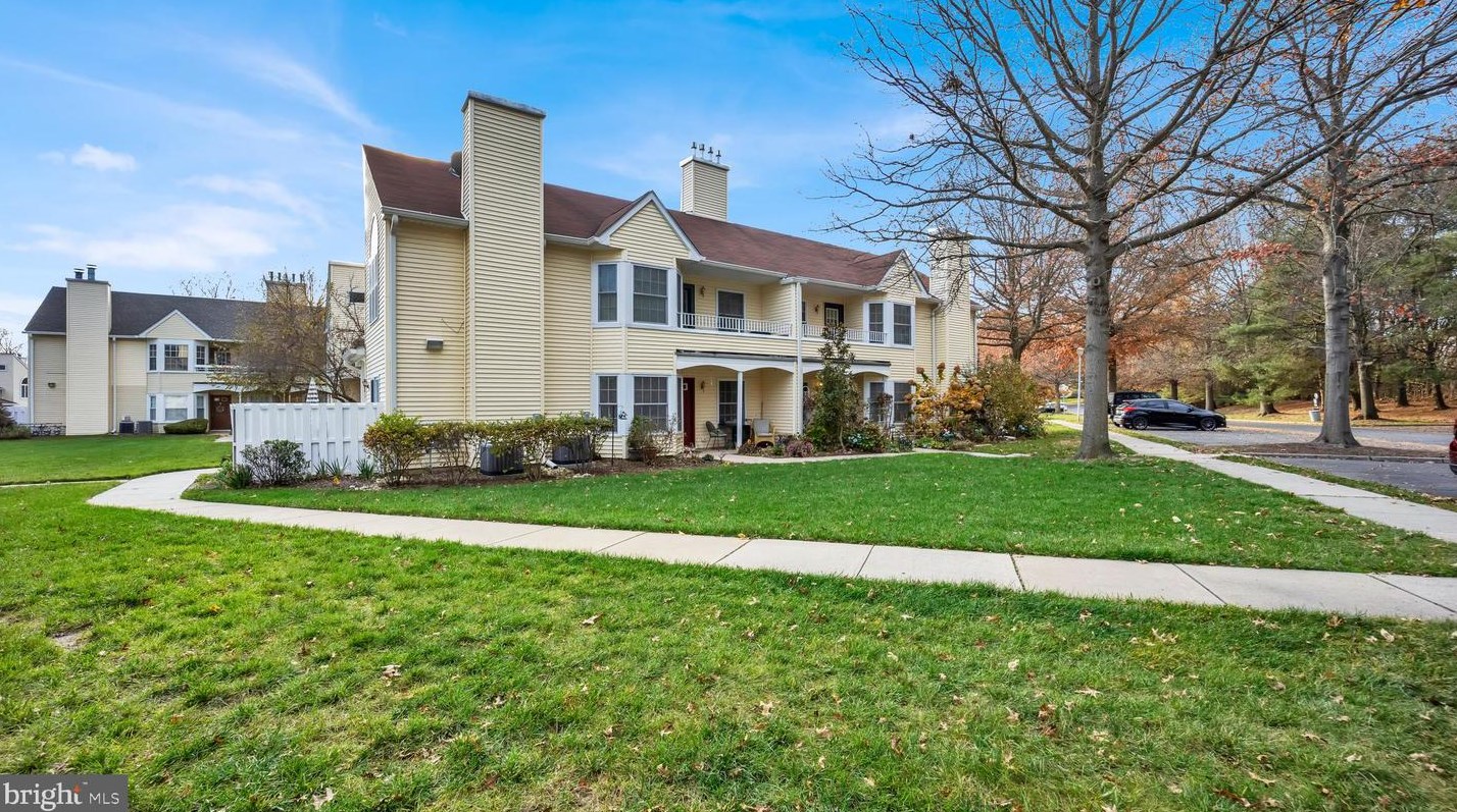 46 Powell Ct, East Windsor, NJ 08520