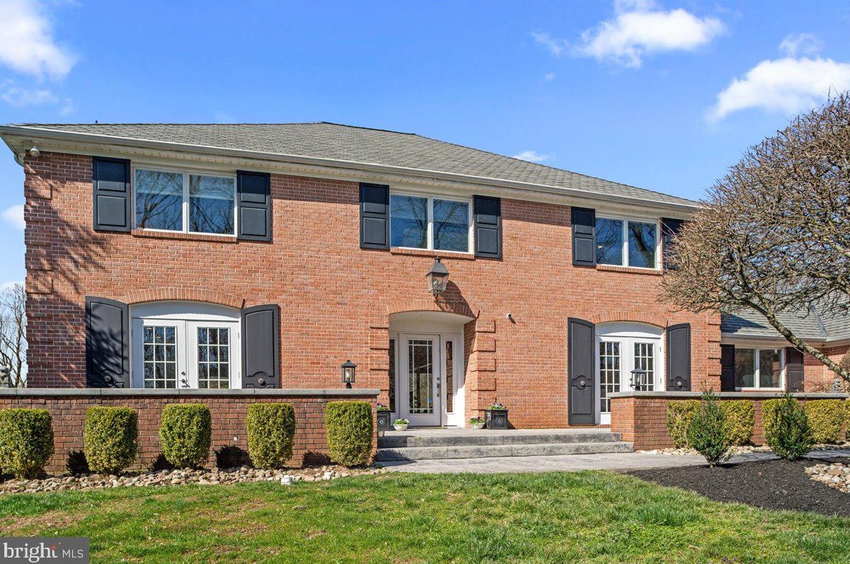 210 Brookstone Dr, Princeton, NJ 08540