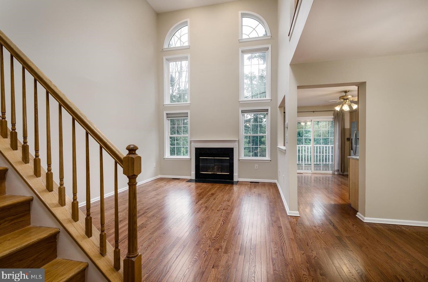 5 Voorhees Ct, Pennington, NJ 08534