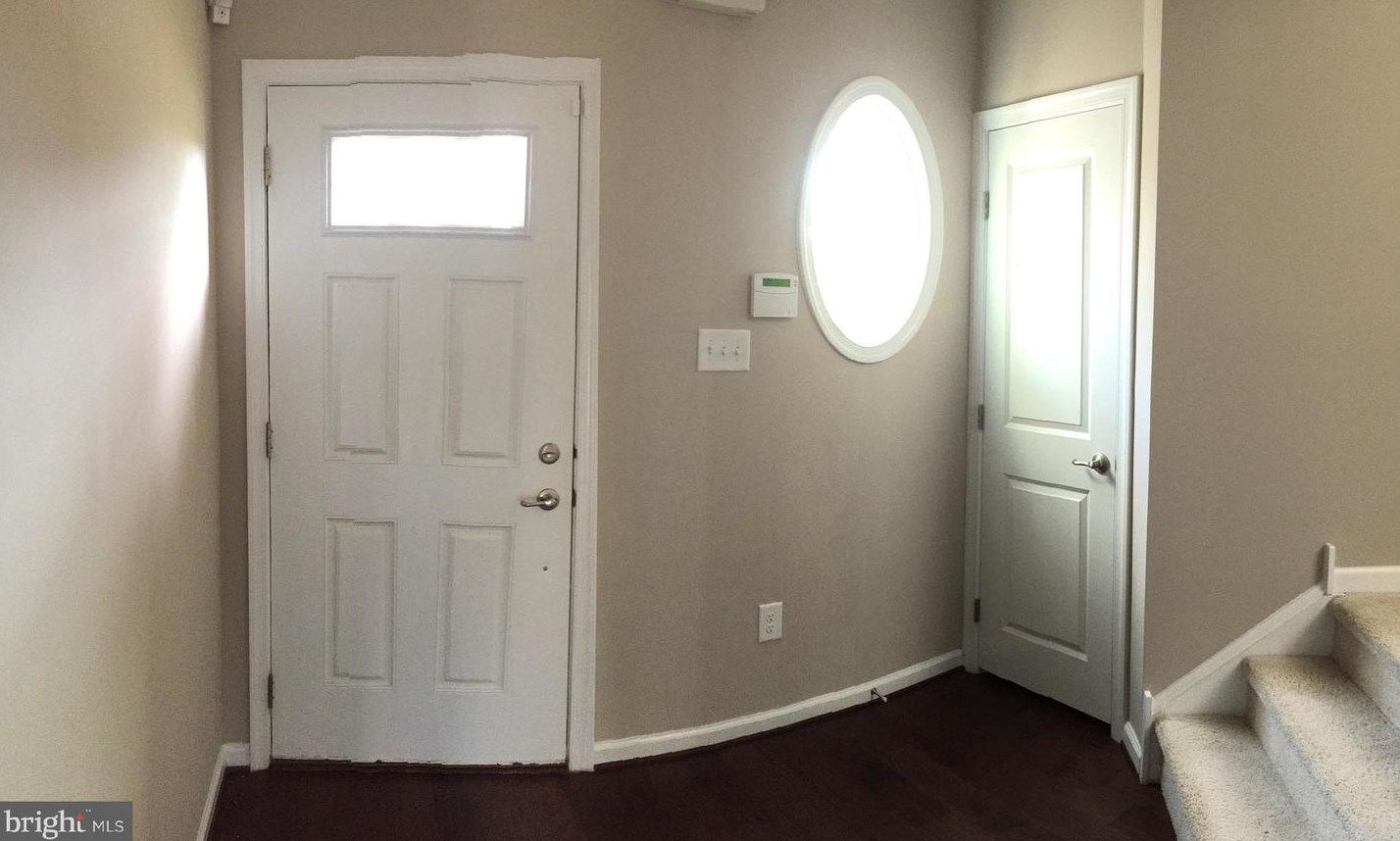 11 Sundance Dr, Trenton, NJ 08619