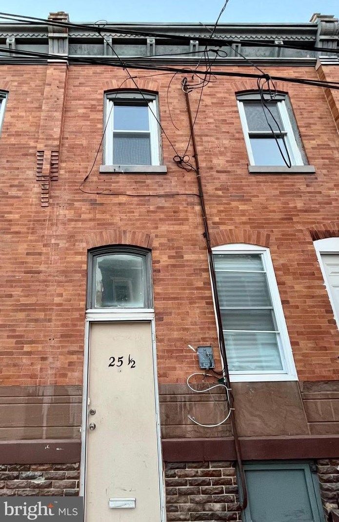 25 Peace St, Trenton, NJ 08608
