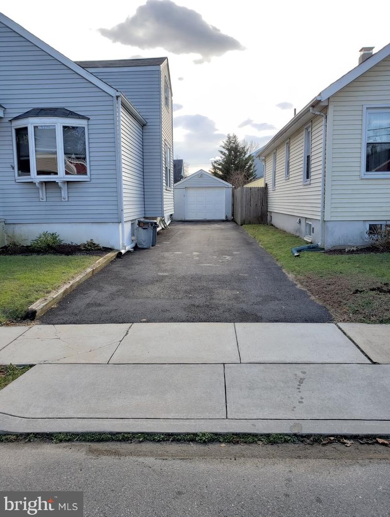 47 Potter Ave, Trenton, NJ 08619